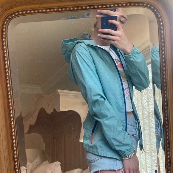 GEOMETRIC NORTH FACE WIND BREAKER! - Picture 6 of 10